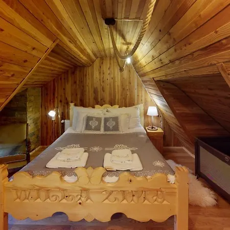 Willa Zima Twoje Wyjatkowe Miejsce W Bukowinie Tatrzanskiej Bed & Breakfast 3*