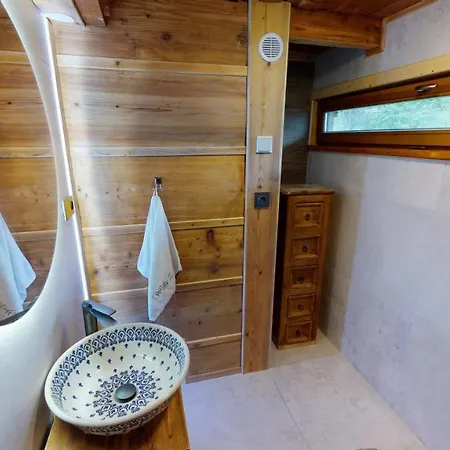 Panzió Willa Zima Twoje Wyjatkowe Miejsce W Bukowinie Tatrzanskiej 3*