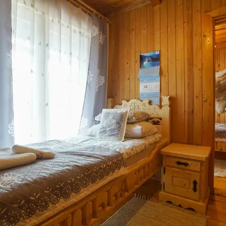 Willa Zima Twoje Wyjatkowe Miejsce W Bukowinie Tatrzanskiej Bed and Breakfast Bukowina Tatrzańska